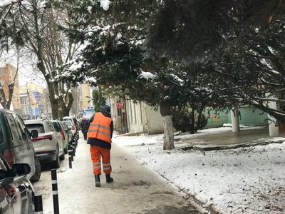 Снігопад на Рівненщині: комунальники ліквідують наслідки Снігопад на Рівненщині: комунальники ліквідують наслідки