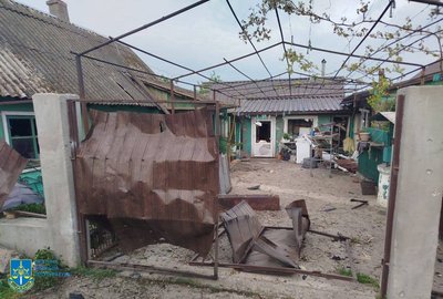 Одна людина загинула, ще одна потрапила до лікарні, пошкоджені житлові будинки: наслідки атаки РФ на Одещину Одна людина загинула, ще одна потрапила до лікарні, пошкоджені житлові будинки: наслідки атаки РФ на Одещину