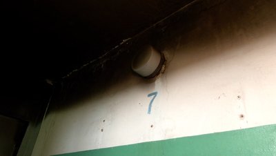 Чи будуть з опаленням: як у пошкодженій «шахедом» багатоповерхівці в Черкасах готуються до зими Чи будуть з опаленням: як у пошкодженій «шахедом» багатоповерхівці в Черкасах готуються до зими