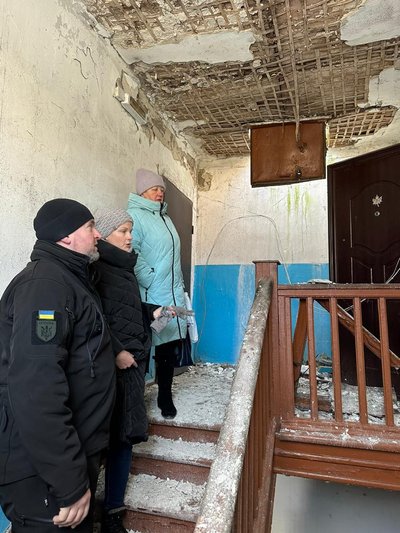 Багатоквартирний будинок в Ірпені, пошкоджений унаслідок воєнної агресії РФ Багатоквартирний будинок в Ірпені, пошкоджений унаслідок воєнної агресії РФ