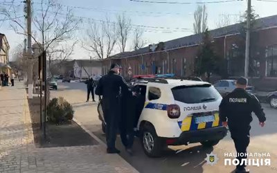 На Одещині біля квартири підірвали гранату