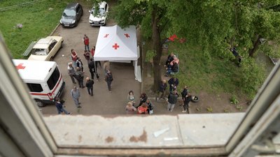"Спочатку все проклинав, тепер дякую Богу, що мама вижила": розповіді мешканців згорілих від "шахеда" квартир "Спочатку все проклинав, тепер дякую Богу, що мама вижила": розповіді мешканців згорілих від "шахеда" квартир
