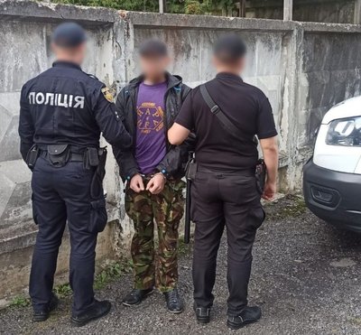 На Львівщині мешканця Бродів підозрюють у зберіганні та збуті зброї і боєприпасів На Львівщині мешканця Бродів підозрюють у зберіганні та збуті зброї і боєприпасів