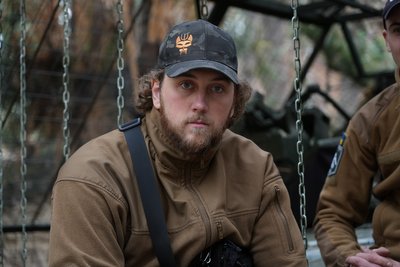 "Ми повинні берегти наших людей": інтервʼю з головним сержантом танкового підрозділу бригади НГУ "Хартія" "Ми повинні берегти наших людей": інтервʼю з головним сержантом танкового підрозділу бригади НГУ "Хартія"