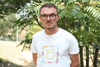 "У жодному разі не лікується травами". Що треба знати про сезон цвітіння амброзії — розповіли експерти з Дніпра "У жодному разі не лікується травами". Що треба знати про сезон цвітіння амброзії — розповіли експерти з Дніпра