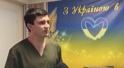 "Мені одірвало руку зразу": жінка, травмована внаслідок обстрілу Сум 13 квітня "Мені одірвало руку зразу": жінка, травмована внаслідок обстрілу Сум 13 квітня