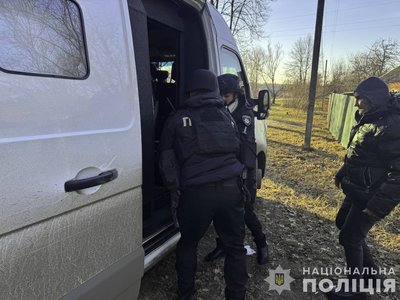 "Білі Янголи" вивезли останнього мешканці села у Хотінській громаді на Сумщині "Білі Янголи" вивезли останнього мешканці села у Хотінській громаді на Сумщині