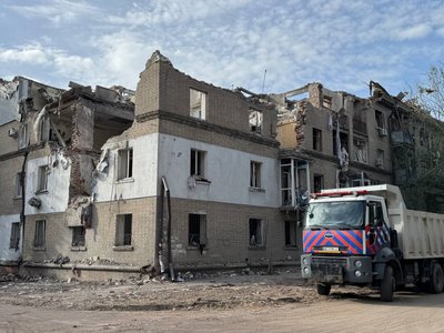 "Повернулися після відбою, то не було на що дивитися": мешканка пошкодженого через атаку РФ будинку у Дніпрі "Повернулися після відбою, то не було на що дивитися": мешканка пошкодженого через атаку РФ будинку у Дніпрі