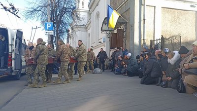 У Житомирі попрощалися з командиром взводу безпілотних авіаційних комплексів Сергієм Куником У Житомирі попрощалися з командиром взводу безпілотних авіаційних комплексів Сергієм Куником