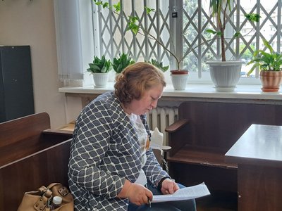 У Житомирі суд почав розглядати справу вчительки ліцею, обвинуваченої у виправдовуванні збройної агресії РФ