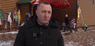 Після окупації пішла в ЗСУ: прощання з 26-річною військовою Березюк на Буковині Після окупації пішла в ЗСУ: прощання з 26-річною військовою Березюк на Буковині