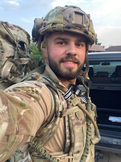 "Я з дитинства пік паски". 28-річний ветеран буде пекти паски для своєї 96-річної бабусі "Я з дитинства пік паски". 28-річний ветеран буде пекти паски для своєї 96-річної бабусі