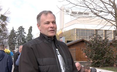 "Писав листи у Міністерство оборони, напросився": у Луцьку попрощалися з захисником Андрієм Залозним "Писав листи у Міністерство оборони, напросився": у Луцьку попрощалися з захисником Андрієм Залозним