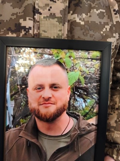 У Полтаві попрощались з воїнами Василем Помазою та Дмитром Мостовим У Полтаві попрощались з воїнами Василем Помазою та Дмитром Мостовим