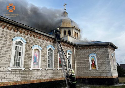 На Київщині горіла церква св. Миколая-Чудотворця На Київщині горіла церква св. Миколая-Чудотворця