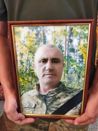 У Полтаві попрощалися із полеглими на фронті чотирма воїнами У Полтаві попрощалися із полеглими на фронті чотирма воїнами