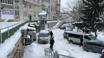 Прибудинкова територія у Хмельницькому Прибудинкова територія у Хмельницькому