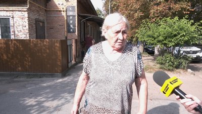 У Житомирі на вулиці Домбровського жителі скаржаться на відкритий люк: коли відремонтують У Житомирі на вулиці Домбровського жителі скаржаться на відкритий люк: коли відремонтують