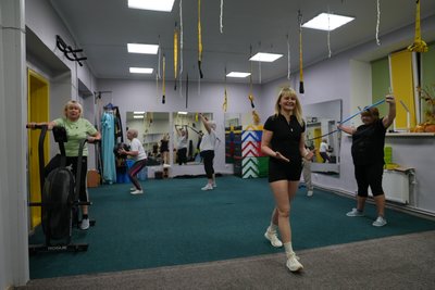 "Беріть з мене приклад". У Сумах проводять безоплатний фітнес для жінок 50+ років "Беріть з мене приклад". У Сумах проводять безоплатний фітнес для жінок 50+ років