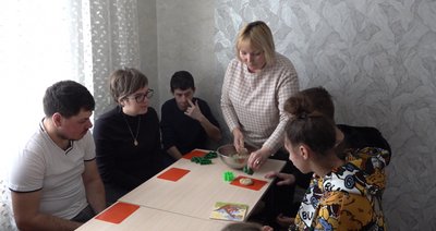 Вчаться довіряти світу: як на Черкащині реабілітують людей з інвалідністю Вчаться довіряти світу: як на Черкащині реабілітують людей з інвалідністю