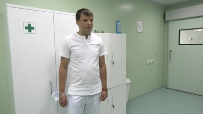 Просили допомоги в патрульних: у Луцьку лікарі перинатального центру серед ночі шукали 9 донорів для пацієнтки Просили допомоги в патрульних: у Луцьку лікарі перинатального центру серед ночі шукали 9 донорів для пацієнтки