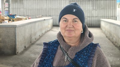 Продавчиня Марина Продавчиня Марина