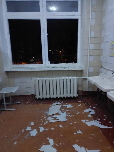 Наслідки російського удару по Одесі: у трьох школах вибито вікна Наслідки російського удару по Одесі: у трьох школах вибито вікна