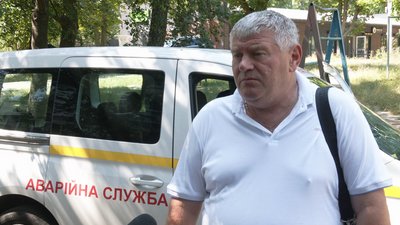 Начальник відділу обслуговування ліфтів ліфтової аварійної служби комунального підприємства "Новозаводське" у Чернігові Віталій Картавий розповідає, як обслуговують ліфти після того, як почали вимикають електроенергію в місті Начальник відділу обслуговування ліфтів ліфтової аварійної служби комунального підприємства "Новозаводське" у Чернігові Віталій Картавий розповідає, як обслуговують ліфти після того, як почали вимикають електроенергію в місті