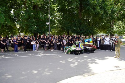 В Ужгороді попрощалися із полеглим захисником Сергієм Гвоздецьким