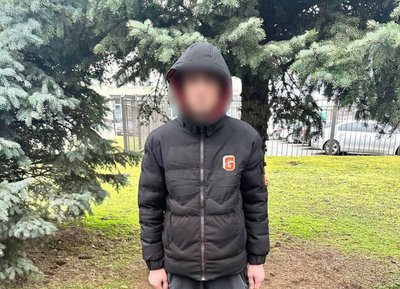 У Черкасах посеред дня пограбували військового: підозрюваного затримали У Черкасах посеред дня пограбували військового: підозрюваного затримали