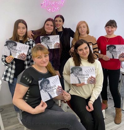 Манікюр за 10 хвилин: як сум’янка Оксана Тіхонова стала рекордсменкою книги рекордів України?