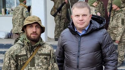 "Я просто намагався захищати свою родину": боксер з Одещини Василь Ломаченко розповів про ставлення до війни "Я просто намагався захищати свою родину": боксер з Одещини Василь Ломаченко розповів про ставлення до війни