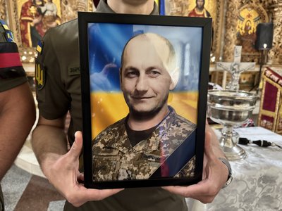 На Луганщині загинув снайпер Олександр Борисенко: прощання у Полтаві На Луганщині загинув снайпер Олександр Борисенко: прощання у Полтаві