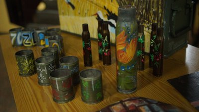 "Зберегти пам'ять про захисників": у Кропивницькому студенти перетворили військові артефакти на об’єкти мистецтва "Зберегти пам'ять про захисників": у Кропивницькому студенти перетворили військові артефакти на об’єкти мистецтва