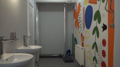 У Житомирі в обласному центрі для дітей "Сонячний дім" збудували нове укриття У Житомирі в обласному центрі для дітей "Сонячний дім" збудували нове укриття