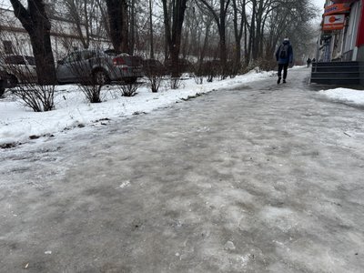 У Полтаві через ожеледицю збільшилась кількість звернень до місцевого травмпункту У Полтаві через ожеледицю збільшилась кількість звернень до місцевого травмпункту