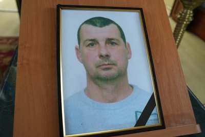 У Херсоні в останню путь провели військового Вячеслава Гаркушу У Херсоні в останню путь провели військового Вячеслава Гаркушу