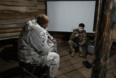 "У 17 — окопи, у 18 — бойові": історія дівчини, яка боронить Україну з 18 років "У 17 — окопи, у 18 — бойові": історія дівчини, яка боронить Україну з 18 років