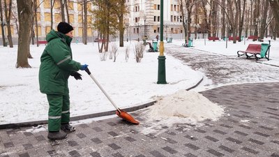 сніг у Харкові