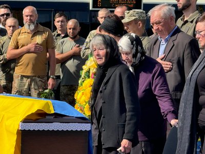 Попрощалися з військовим Ігорем Кондратюком у Рівному Попрощалися з військовим Ігорем Кондратюком у Рівному