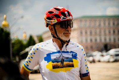 Подолали 1000 км: двоє ветеранів проїхали благодійний велопробіг черев пів України