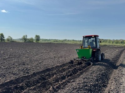 На Черкащині вирощують картоплю для жителів деокупованої Херсонщини На Черкащині вирощують картоплю для жителів деокупованої Херсонщини