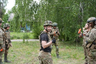 тактична медицина медичний батальйон "Госпітальєри" інструктори навчання курси евакуація поранені фронт передова Дніпропетровська область тактична медицина медичний батальйон "Госпітальєри" інструктори навчання курси евакуація поранені фронт передова Дніпропетровська область