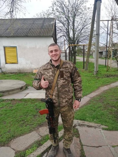 «Павлик помер у шпиталі». Інтерв'ю із мамою десантника Павла Кириченка «Павлик помер у шпиталі». Інтерв'ю із мамою десантника Павла Кириченка