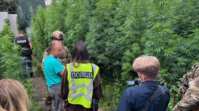 Затримання чоловіка на власному господарстві Затримання чоловіка на власному господарстві
