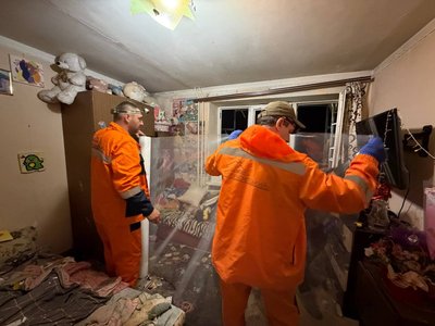 Дві хвилі атаки дронів РФ на Одесу: пошкоджені будинки та інфраструктура Дві хвилі атаки дронів РФ на Одесу: пошкоджені будинки та інфраструктура