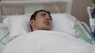 Рятував жінку і сам ледь не загинув. Розповіді поранених під час обстрілу Добропілля 7 березня Рятував жінку і сам ледь не загинув. Розповіді поранених під час обстрілу Добропілля 7 березня