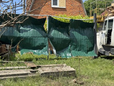 “Хата затрусилася вся”: очевидці розповіли про атаку на Стецьківку “Хата затрусилася вся”: очевидці розповіли про атаку на Стецьківку