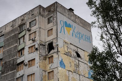 Під щоденними атаками РФ: як змінився Херсон за роки повномасштабної війни Під щоденними атаками РФ: як змінився Херсон за роки повномасштабної війни