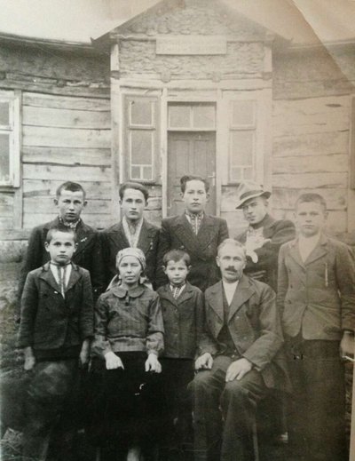 Як радянська влада репресувала родини Турчинів і Гриців-Мацук: родинна історія лягла в основу дослідження Як радянська влада репресувала родини Турчинів і Гриців-Мацук: родинна історія лягла в основу дослідження